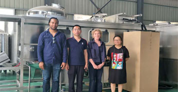 鄭州反滲透純凈水處理設(shè)備廠家 鄭州反滲透純凈水處理設(shè)備廠家